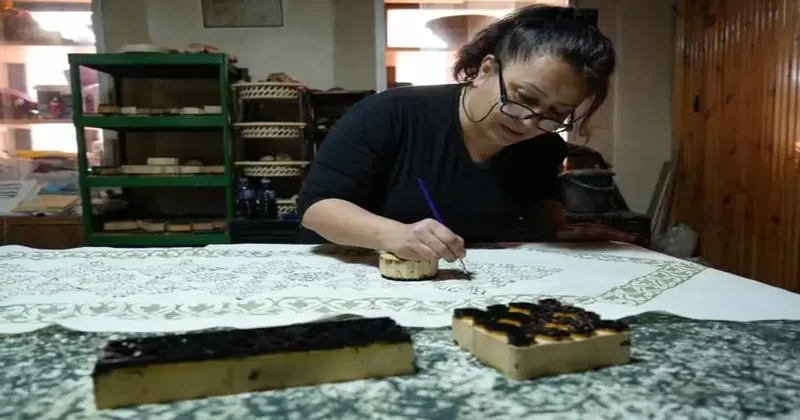 Çocukları için memurluğu bıraktı, taş baskı ile hayatı değişti!