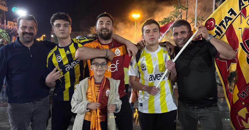Fenerbahçeli taraftarlar da Galatasaraylıları yalnız bırakmadı