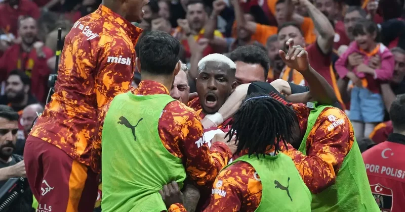Galatasaray da 4 futbolcu bir ilki yaşadı!