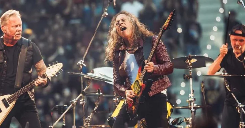 Metallica konseri Yunanistan da mikro depreme sebep oldu