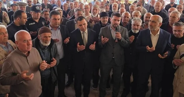 Kutsal topraklara gidecek hacılar dualarla uğurlandı Adıyaman Haberleri
