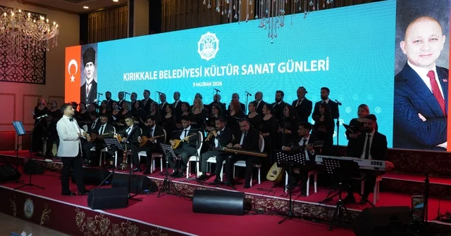 Koro ilk kez sahne aldı, profesyonelleri aratmadı: Anadolu nun sevilen türküleri seslendirildi Kırıkkale Haberleri