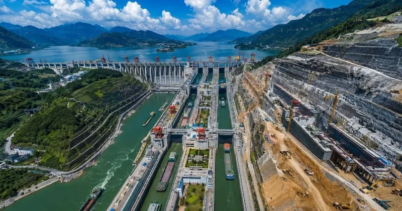 Dağı oyup içinden gemileri geçirecekler Sözcü Gazetesi