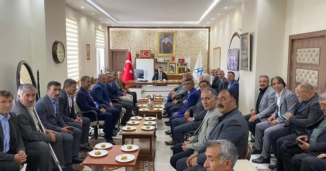 Arpaçay da değerlendirme toplantısı: Kaymakam Akköz muhtarların taleplerini dinledi Kars Haberleri