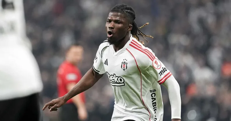 Fenerbahçe den El Bilal Toure sürprizi!