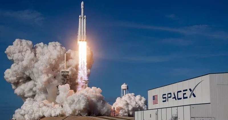 SpaceX in halka arzına rekor talep: 250 milyar doları aştı