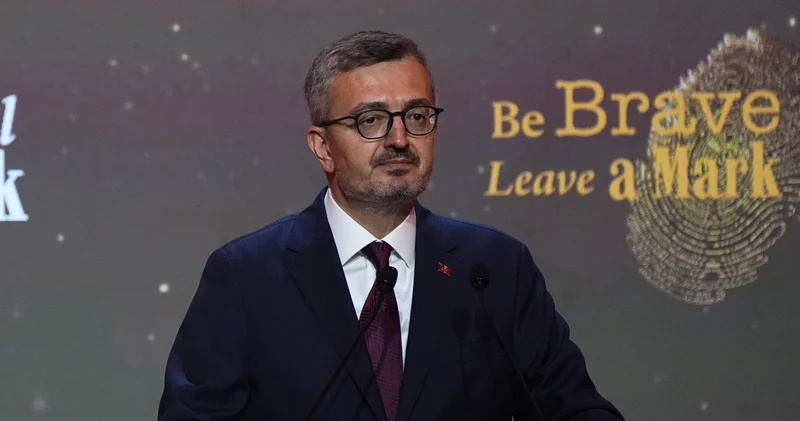 Son dakika: İletişim Başkanı Burhanettin Duran: Türkiye ye ahlak dersi vermeye kalkması tam anlamıyla hadsizliktir haberler Son dakika haberleri