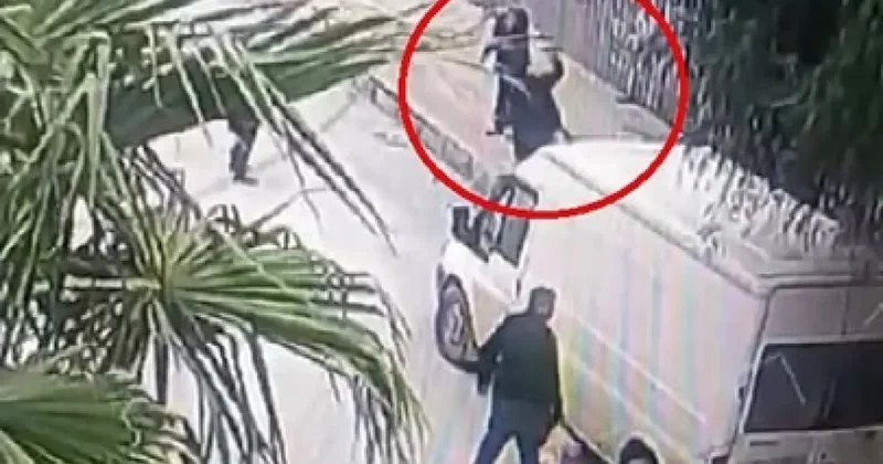 Hatay da 63 yaşındaki adamı kaldırım taşıyla öldürdü! O anlar kameraya yansıdı