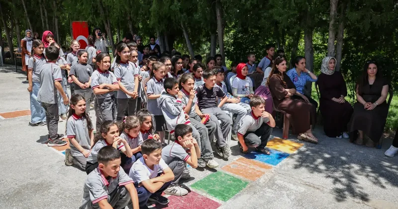 T3 Vakfı nın geliştirdiği eğitsel kutu oyunu ‘T Küp’ öğrencilerle buluştu