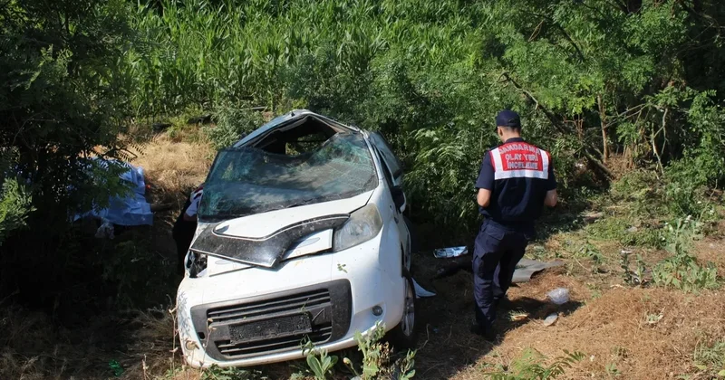 Düğün dönüşü katliam gibi kaza! 3 kişi hayatını kaybetti