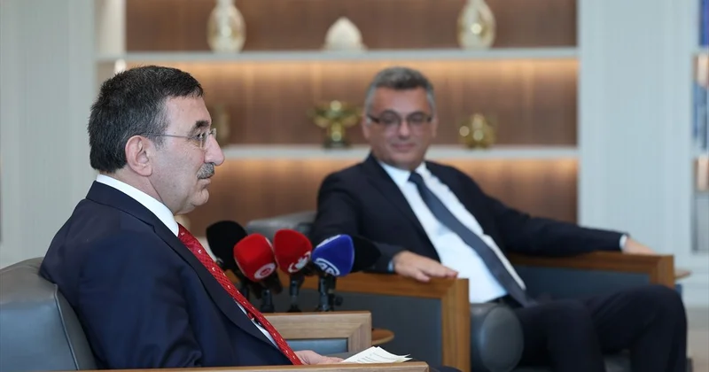 Cumhurbaşkanı Yardımcısı Yılmaz, Erhürman ile bir araya geldi: Kıbrıs meselesinde destek vurgusu