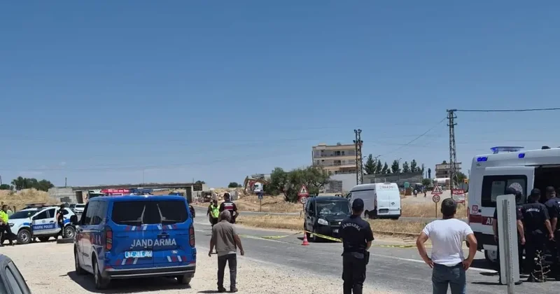 Hafif ticari araç yayaya çarptı: 1 ağır yaralı