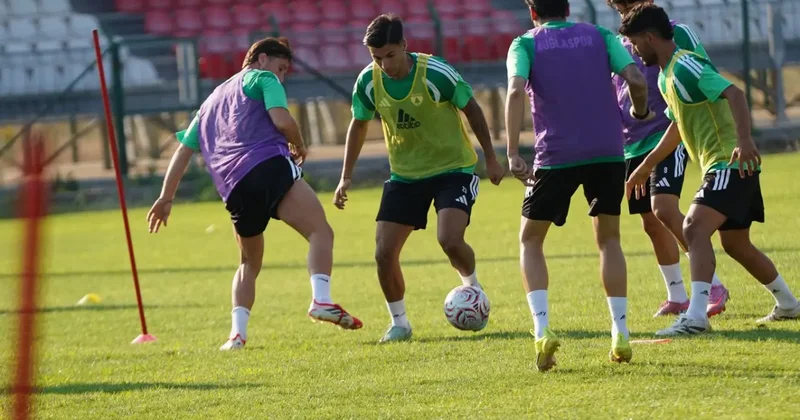 1. Lig ekibi 6 transfer birden açıkladı!