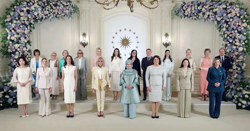 Emine Erdoğan ın NATO marjında buluşturduğu lider eşleri Çocuklar, Teknoloji ve Güvenlik konusunu ele aldı