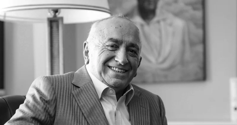 Ünlü iş insanı İsmet Acar hayatını kaybetti