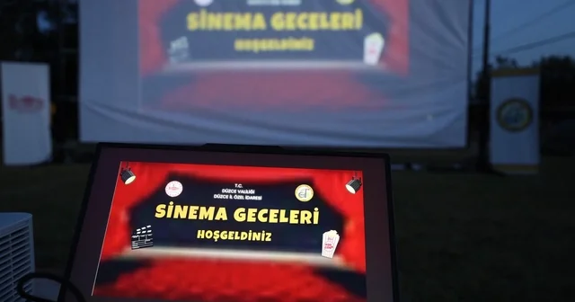 Köyümde açık hava sinema gösterimi Arabacı Köyü nde devam edecek Düzce Haberleri Habertürk Yerel Haberler
