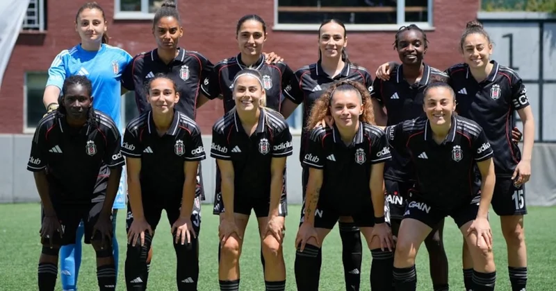 Beşiktaş’ta dev ayrılık kararı! Kadın Futbol Takımı nda 10 futbolcu gönderildi Sözcü Gazetesi