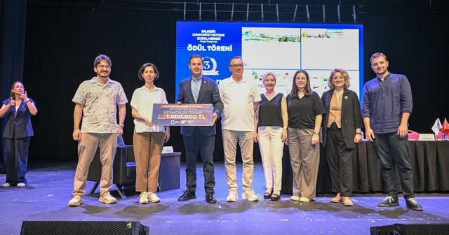 Cumhuriyet Meydanı Sosyal Merkezi Proje Yarışması nda ödüller sahiplerini buldu Akın, Balıkesir imizi değiştiriyor, dönüştürüyor ve güzelleştiriyoruz Balıkesir Haberleri Habertürk Yerel Haberler