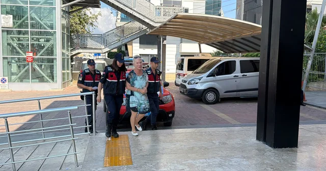 Kız çocuğunu haşemayla havuza sokmadığı iddia edilen site yöneticisi tutuklandı Antalya Haberleri Habertürk Yerel Haberler