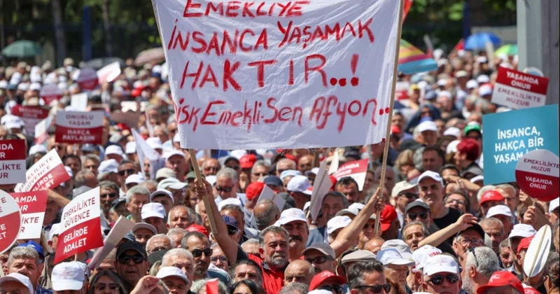Birleşen emekli iktidara talip Sözcü Gazetesi