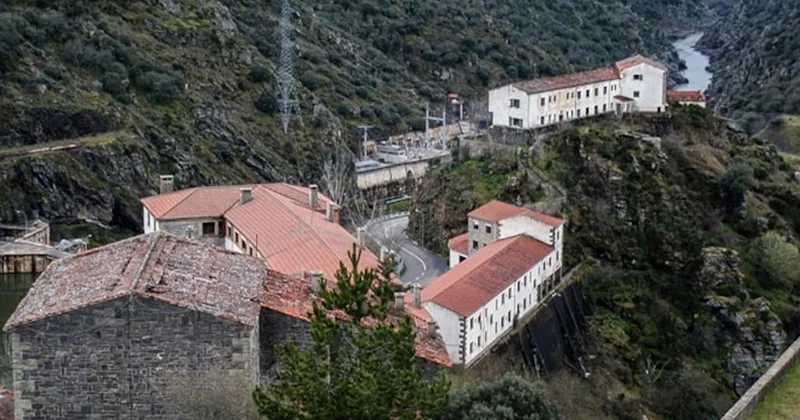 İstanbul’da 3+1 daire fiyatına İspanya’da koca köyü satın aldılar Sözcü Gazetesi