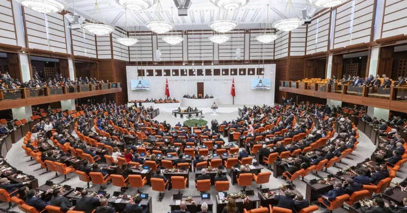 Türkiye de bugün tarih yazılacak: Gözler TBMM de