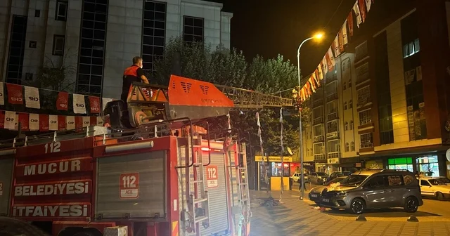 Kırşehir de CHP nin bayrak değişimi talebine itfaiyeden olumsuz yanıt Kırşehir Haberleri Habertürk Yerel Haberler