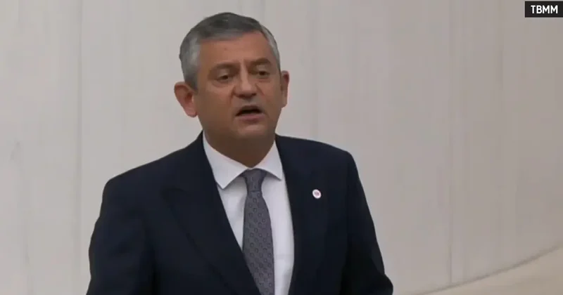 Yeni Parti nin çerçeve yasa kararı! Özgür Özel kürsüden açıkladı