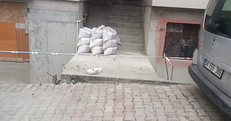 Küçükçekmece de İnşaat Halinde Kadın Düşerek Yaralandı