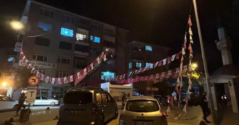 CHP nin bayrak değişimi talebine olumsuz yanıt