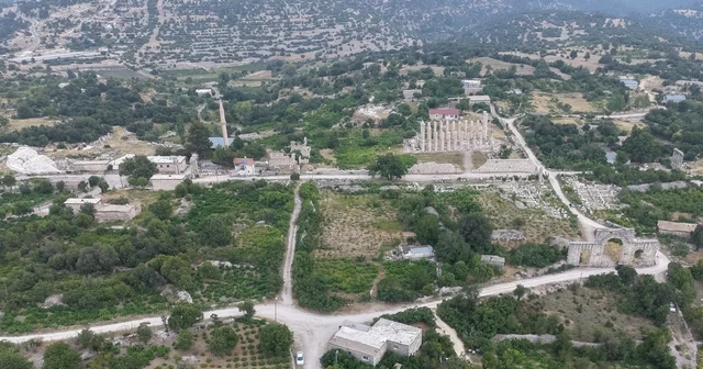 Torosların eteğinde Olba Krallığı nın ibadet yeri Uzuncaburç misafirlerini ağırlıyor Mersin Haberleri Habertürk Yerel Haberler