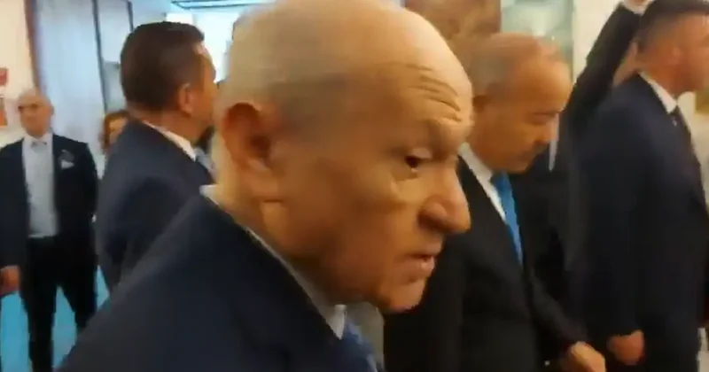 Çerçeve yasa öncesi Bahçeli’yi kızdıran soru! “18 saat dinleyeceksiniz”