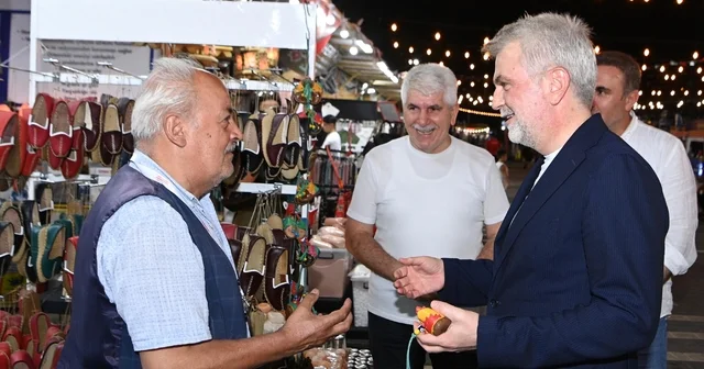 Başkan Fırat Görgel, Ağustos Fuarı nda esnaf ve vatandaşlarla buluştu Kahramanmaraş Haberleri Habertürk Yerel Haberler
