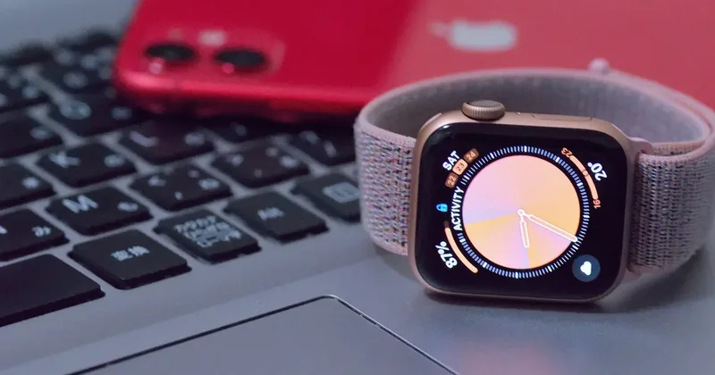 Apple Watch kökten değişebilir: Ekransız model ve yuvarlak ekran da masada