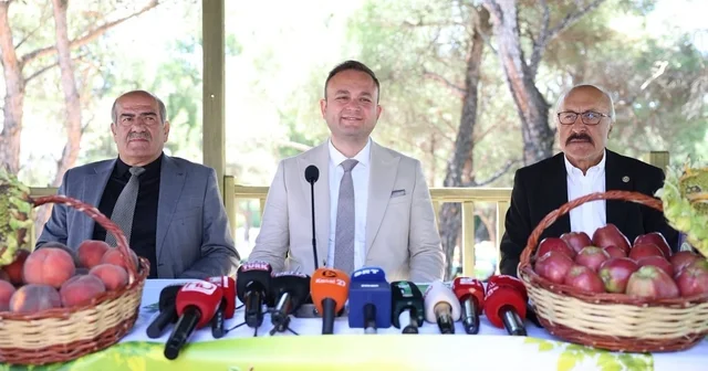 Başkan Dere; Sürdürülebilir üretim için kalıcı çözümler gerekiyor Çivril de meyve fiyatları yarı yarıya düştü Denizli Haberleri Habertürk Yerel Haberler