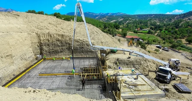 Denizli Büyükşehirden Yatağan a 27,6 milyonluk su yatırımı Yeni içme suyu deposu ve iletim hattıyla Yatağan ın altyapısı yenileniyor Denizli Haberleri Habertürk Yerel Haberler
