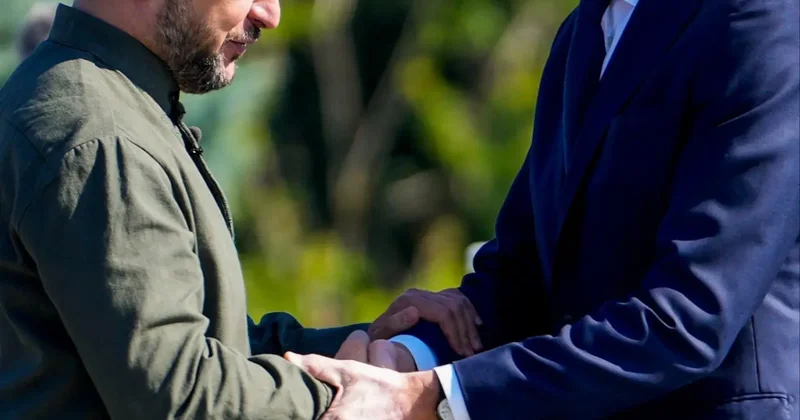 Zelenskiy’nin uçağı ölümden döndü! Neredeyse vuruluyordu
