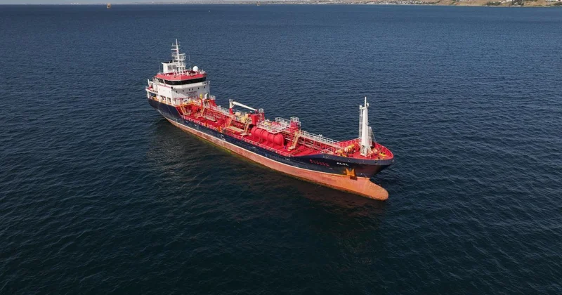 Silivri açıklarında batan geminin mürettebatı 9. gününde aranıyor