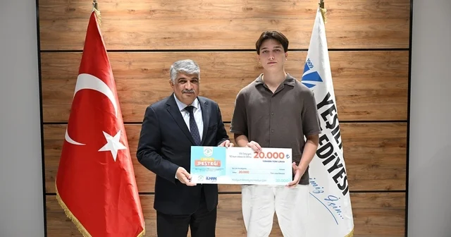 Yeşilyurt Belediyesi nden YKS derecesi yapan 31 öğrenciye başarı ödülü Malatya Haberleri Habertürk Yerel Haberler