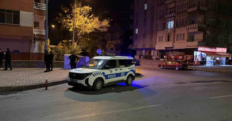 Kayseri Kocasinan da bıçaklı kavgada yabancı uyruklu çocuk ağır yaralandı
