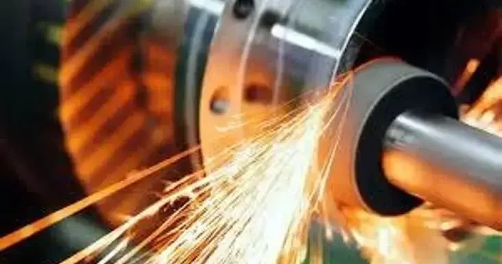 TÜİK: Sanayi üretimi yıllık yüzde 0,3 azaldı