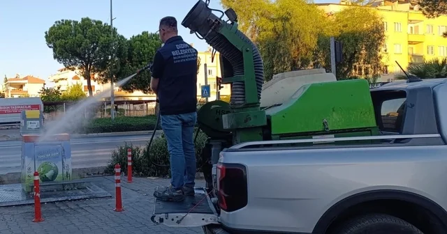 Didim de çöp konteynerleri ve çöp kutuları düzenli olarak ilaçlanıyor Aydın Haberleri Habertürk Yerel Haberler