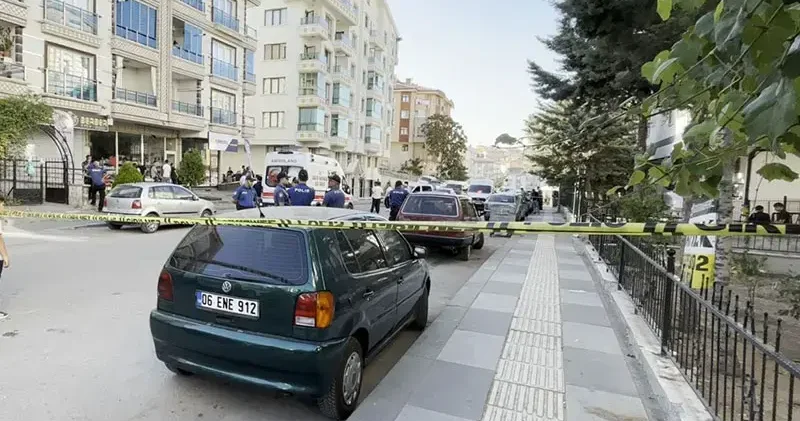 Tartıştığı yeğenini öldürdü