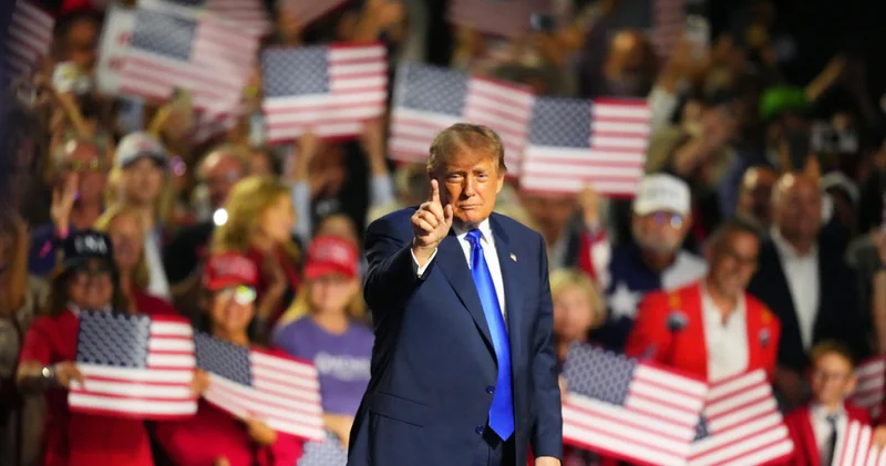 ABD Başkanı Trump, Cumhuriyetçiler kazanırsa Amerikalılara 5 bin dolar ödeme sözü verdi Dış Haberler
