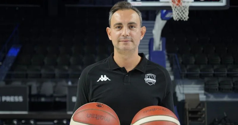 Ender Arslan, 2010 dünya ikinciliğini anlattı: Otobüs yolda hareket edemedi, E 5 te insan seli vardı!