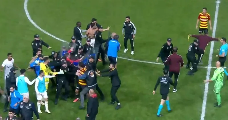 Kayserispor Manisa FK maçının sonunda tansiyon arttı
