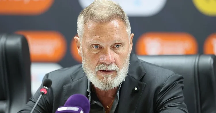 Thorsten Fink: Ben bir savaşçıyım, burada kalmak istiyorum!