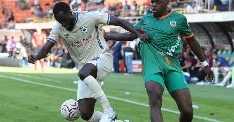 Alanyaspor ve Erzurumspor FK birbirine üstünlük kuramadı