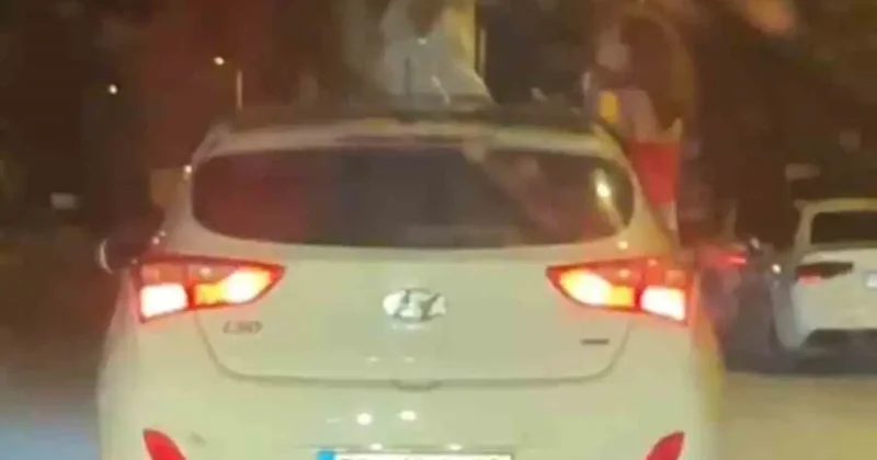 Karabük’te otomobilden sarkarak dans eden kadınların tehlikeli yolculuğu kamerada