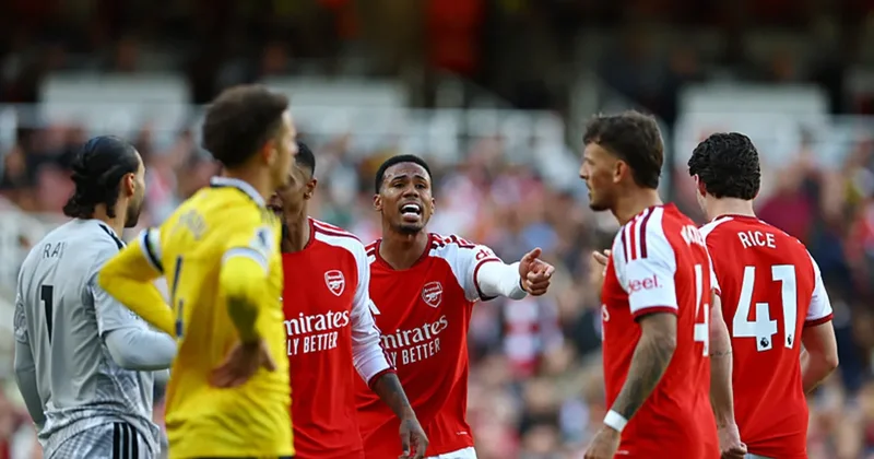 Arsenal, Leeds United’a karşı geri döndü!